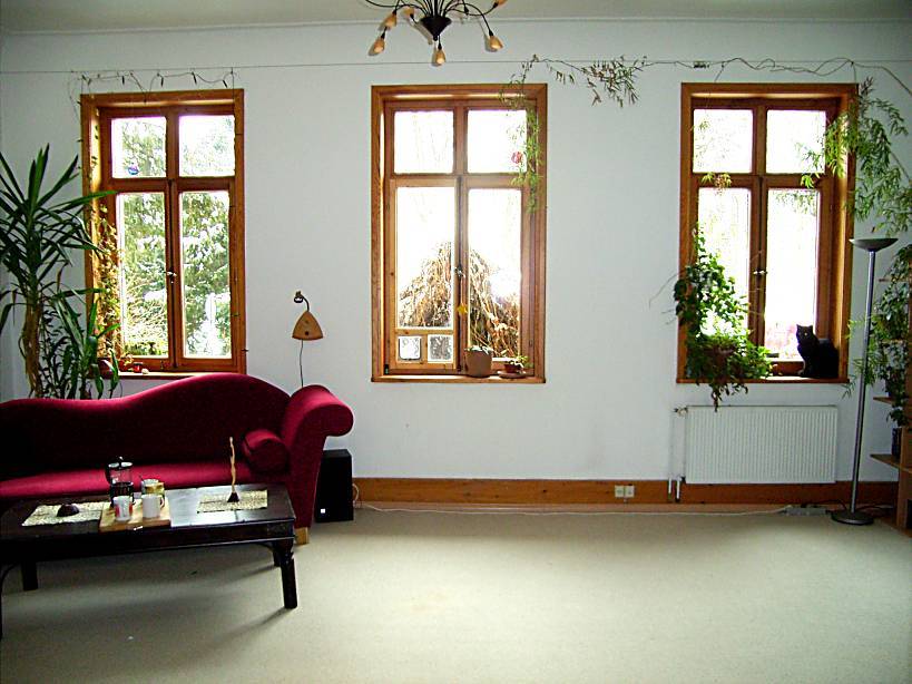 wohnzimmer_gesamt_r0011242.jpg